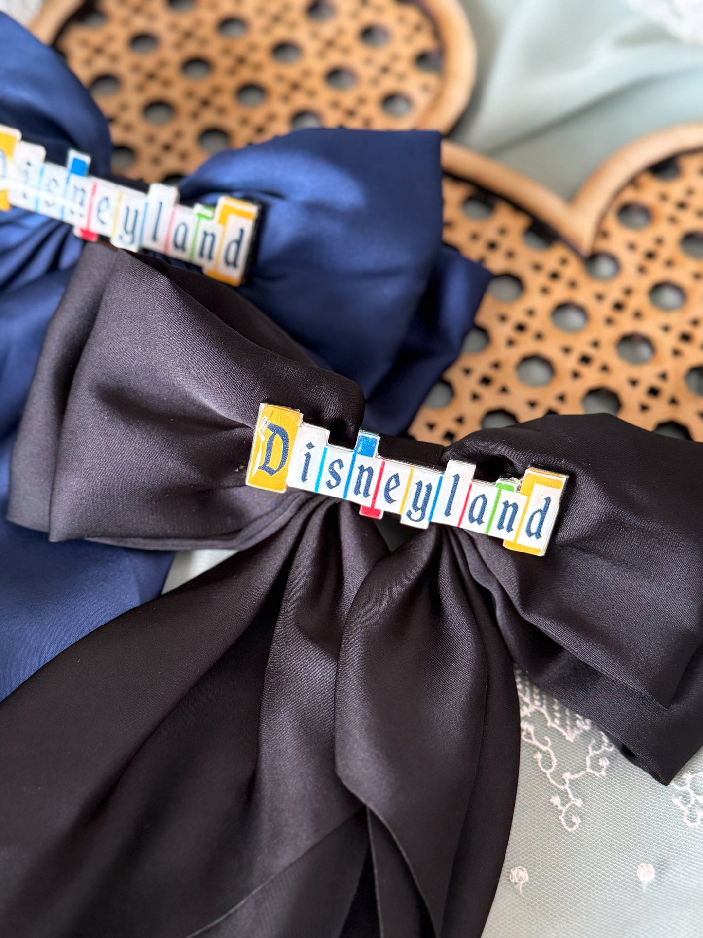 Disneyland Bow