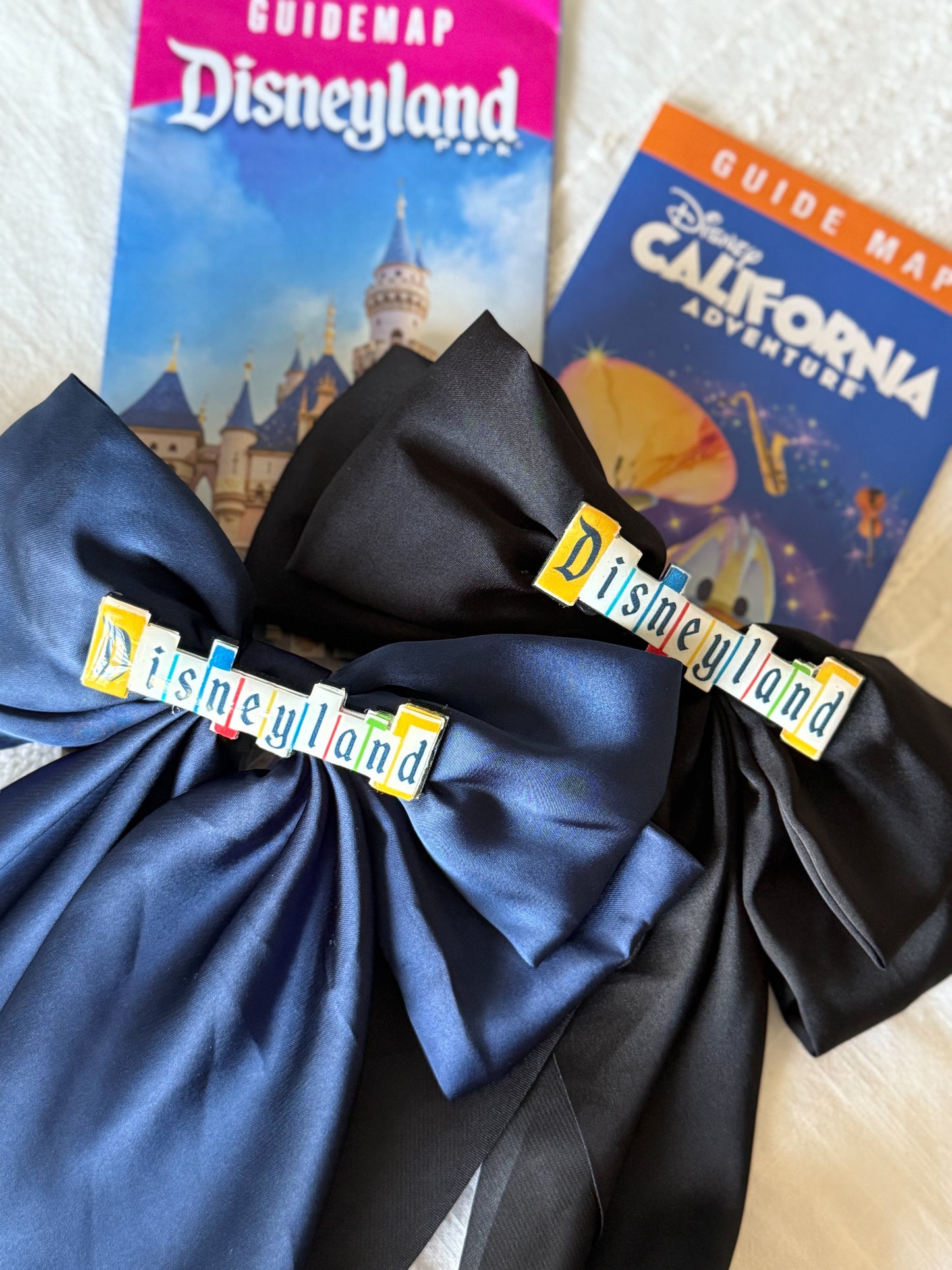 Disneyland Bow