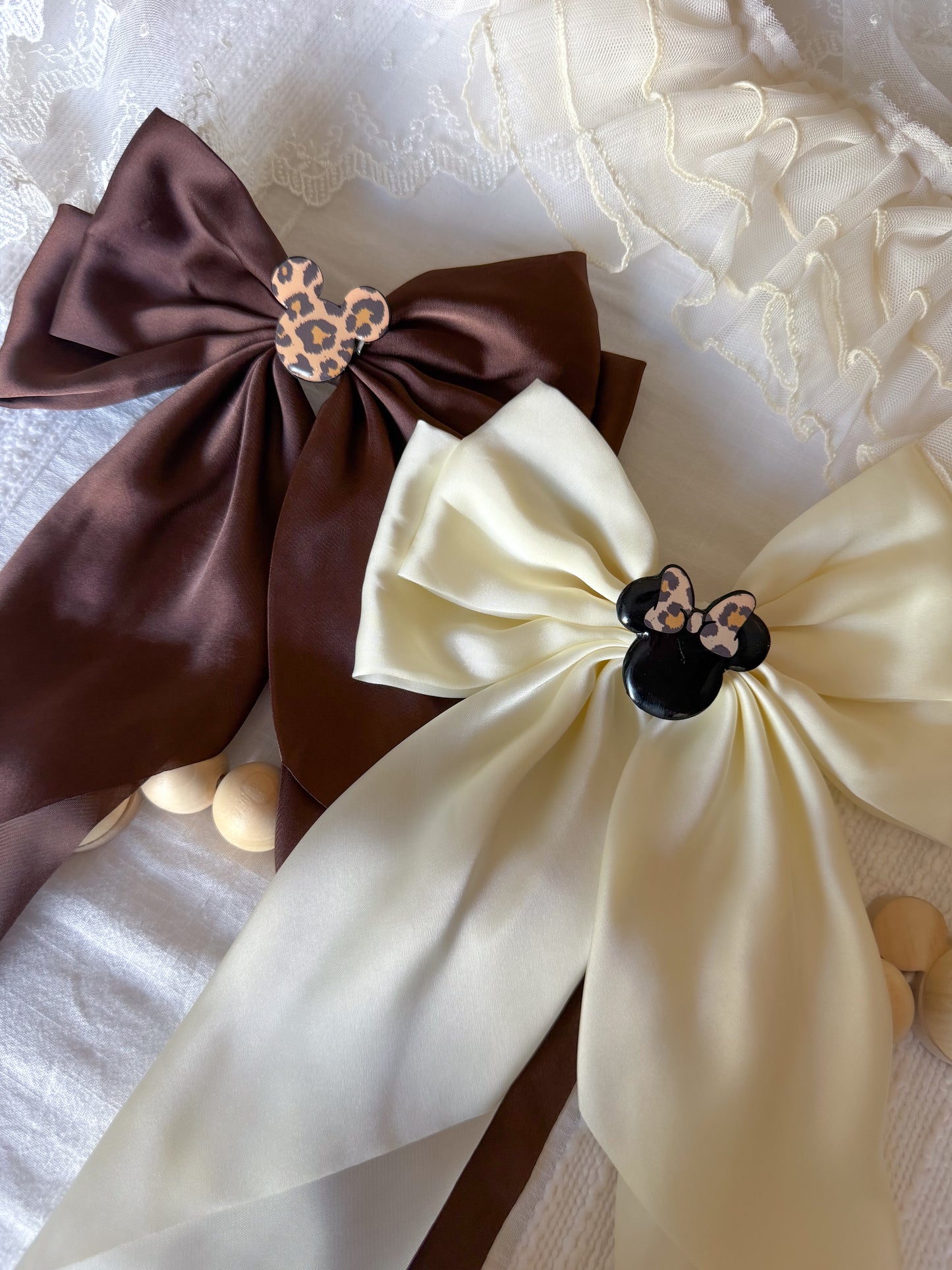Mouse Safari Bow