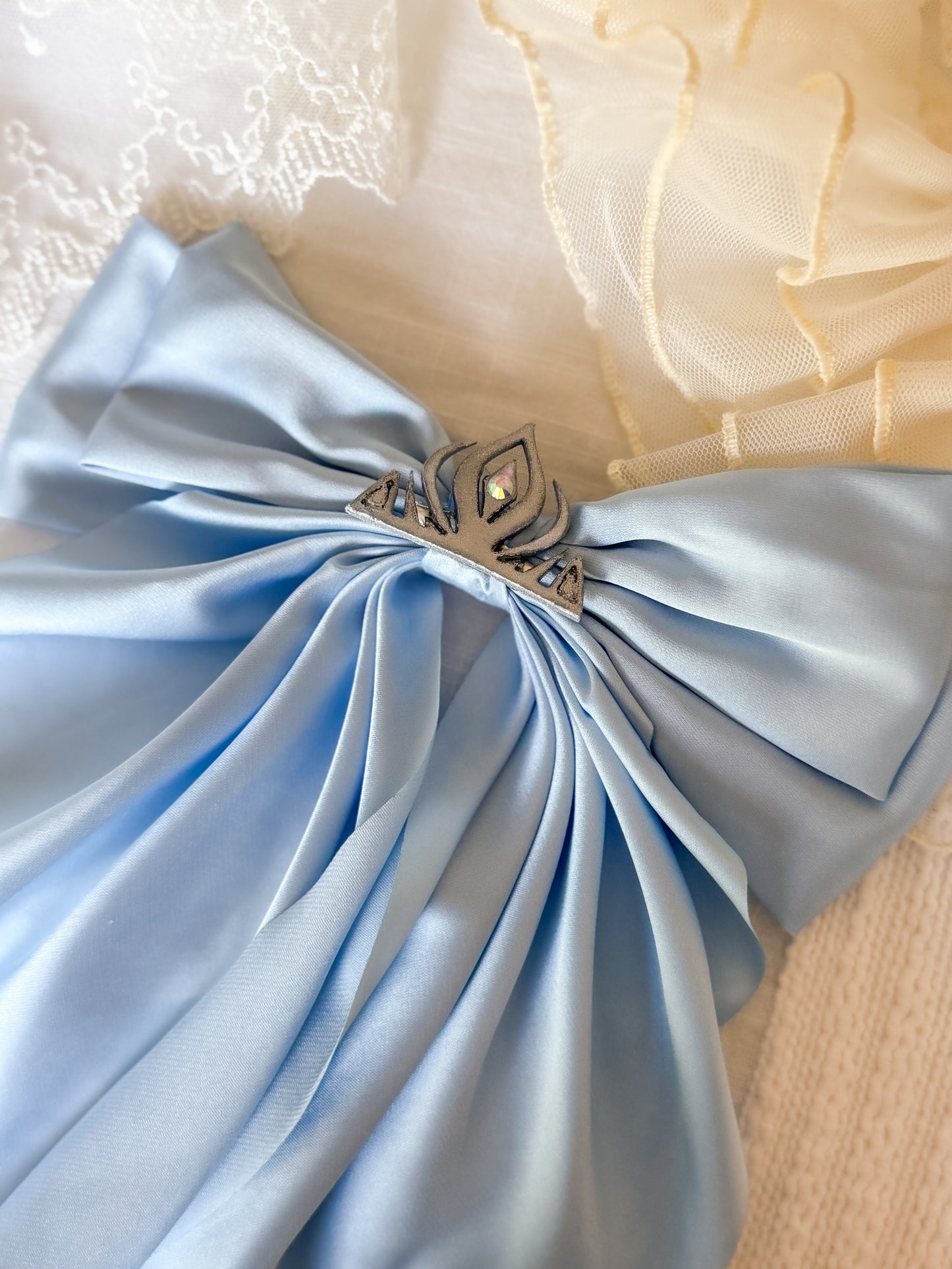 Let It Go Bow