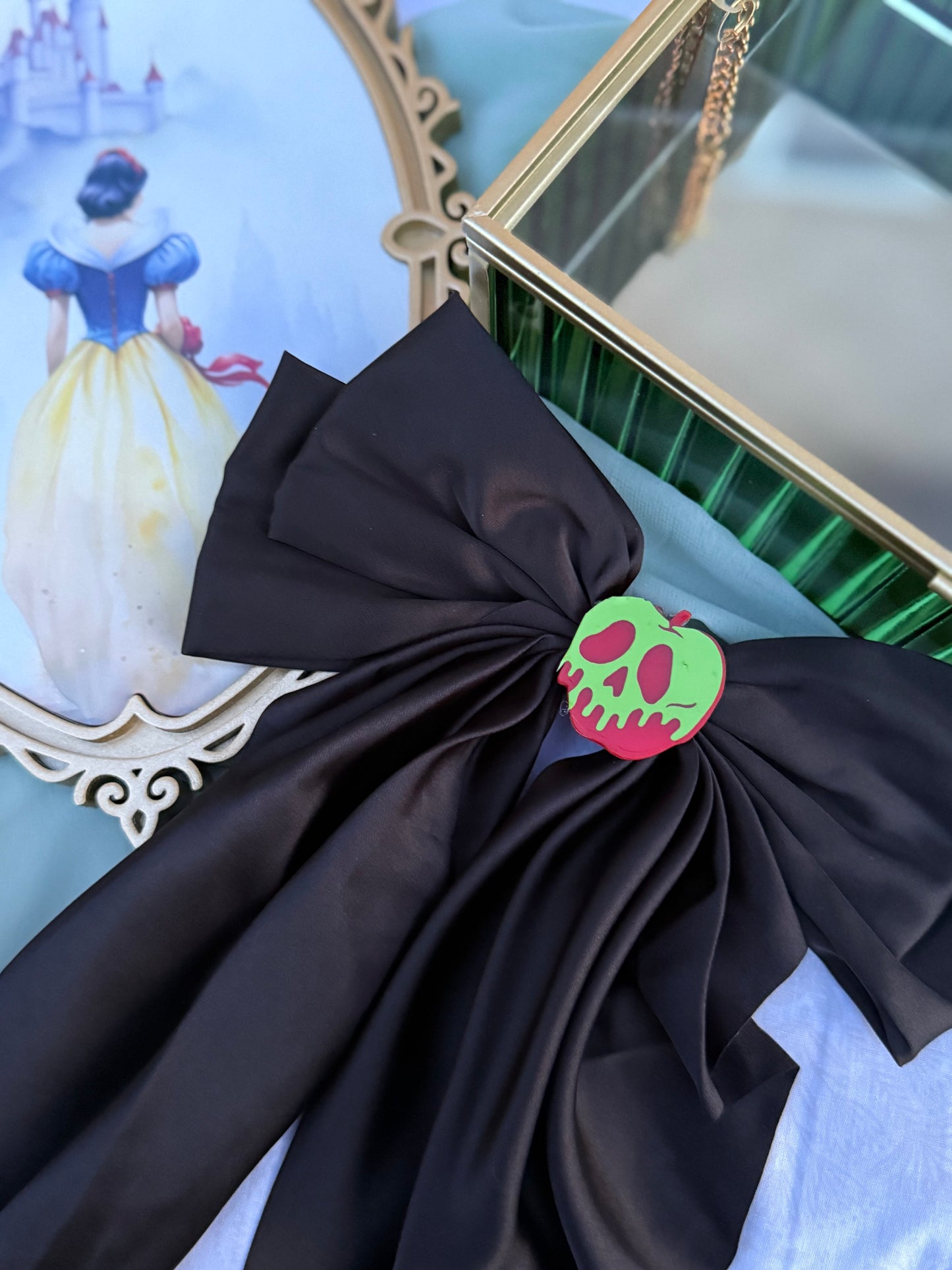 Poison Apple Bow
