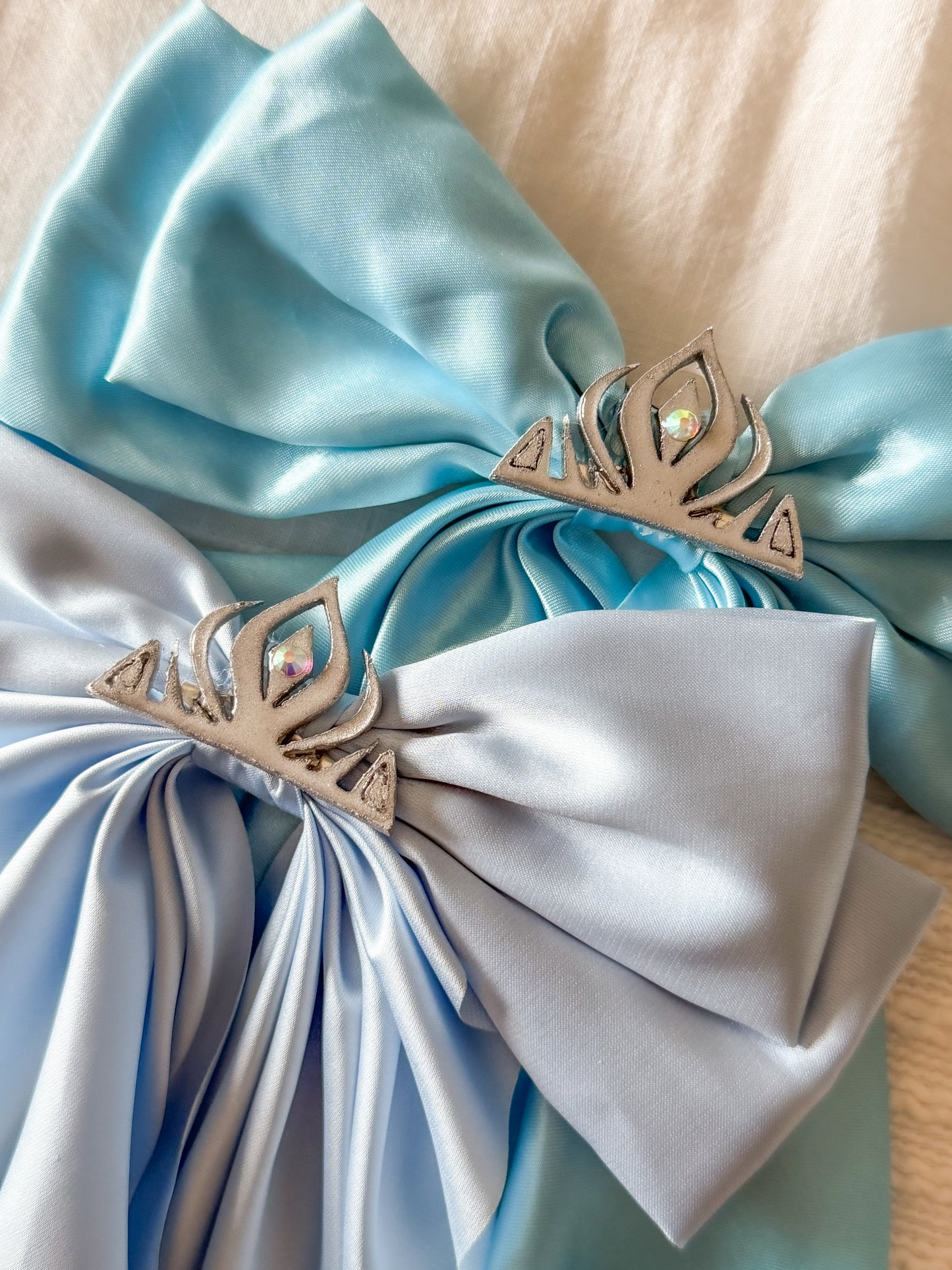 Let It Go Bow