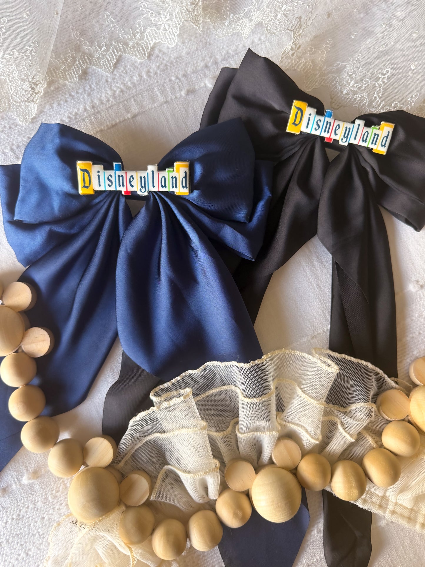 Disneyland Bow