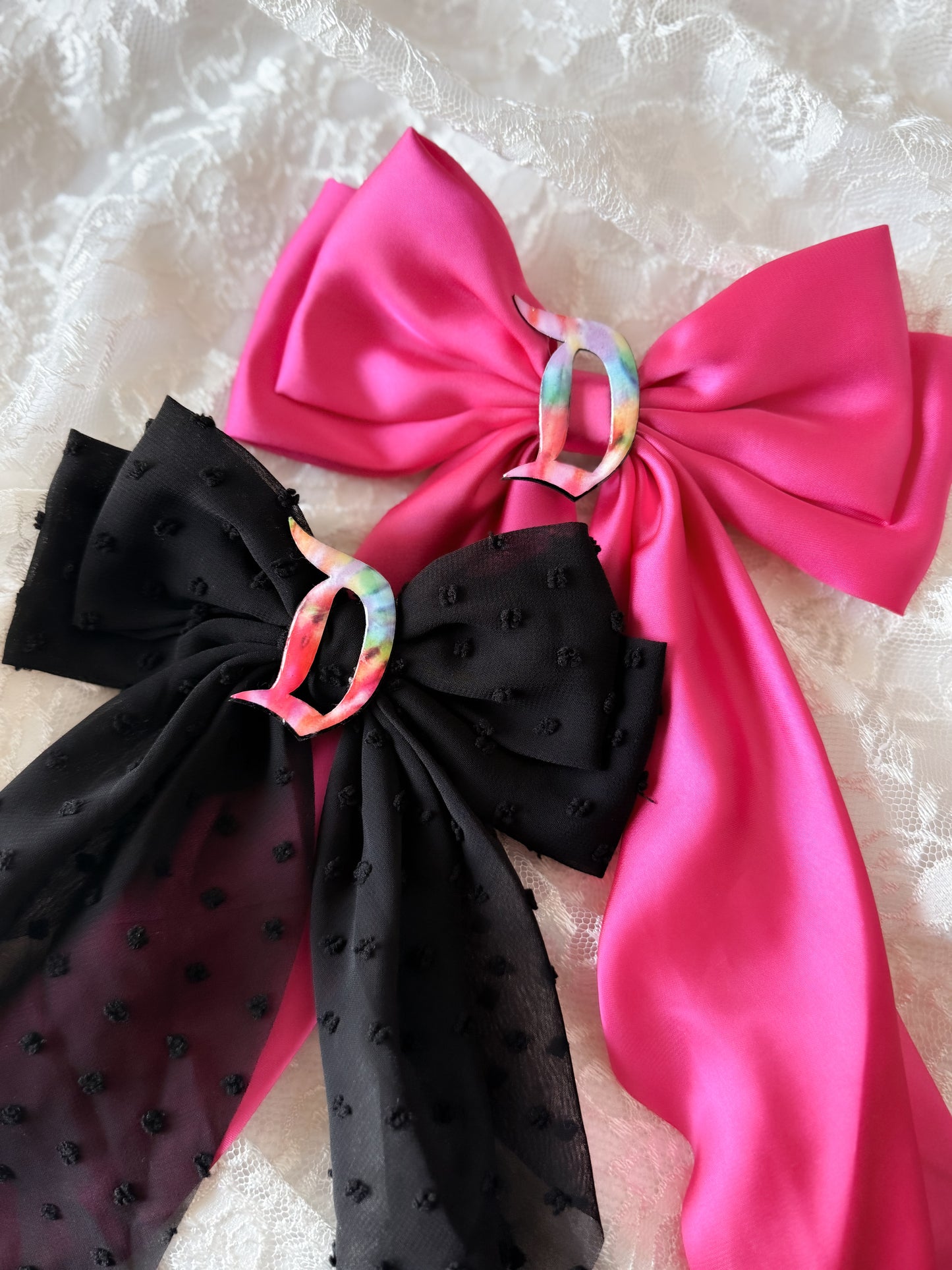 Charming Tie-Dye D Bow