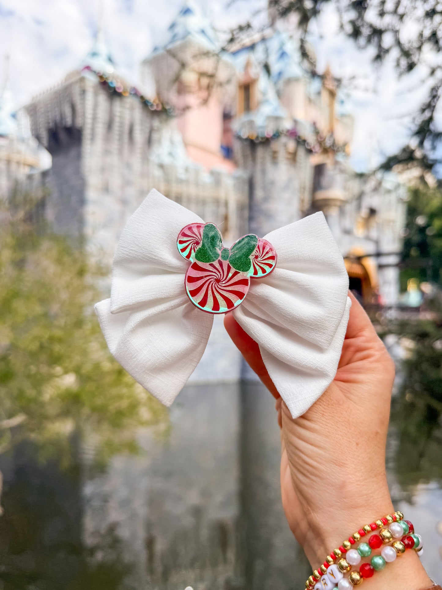 Peppermint Bow