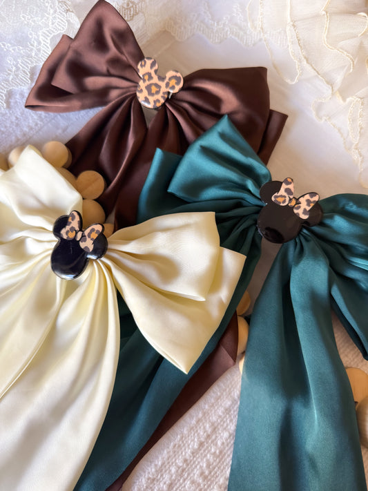 Mouse Safari Bow